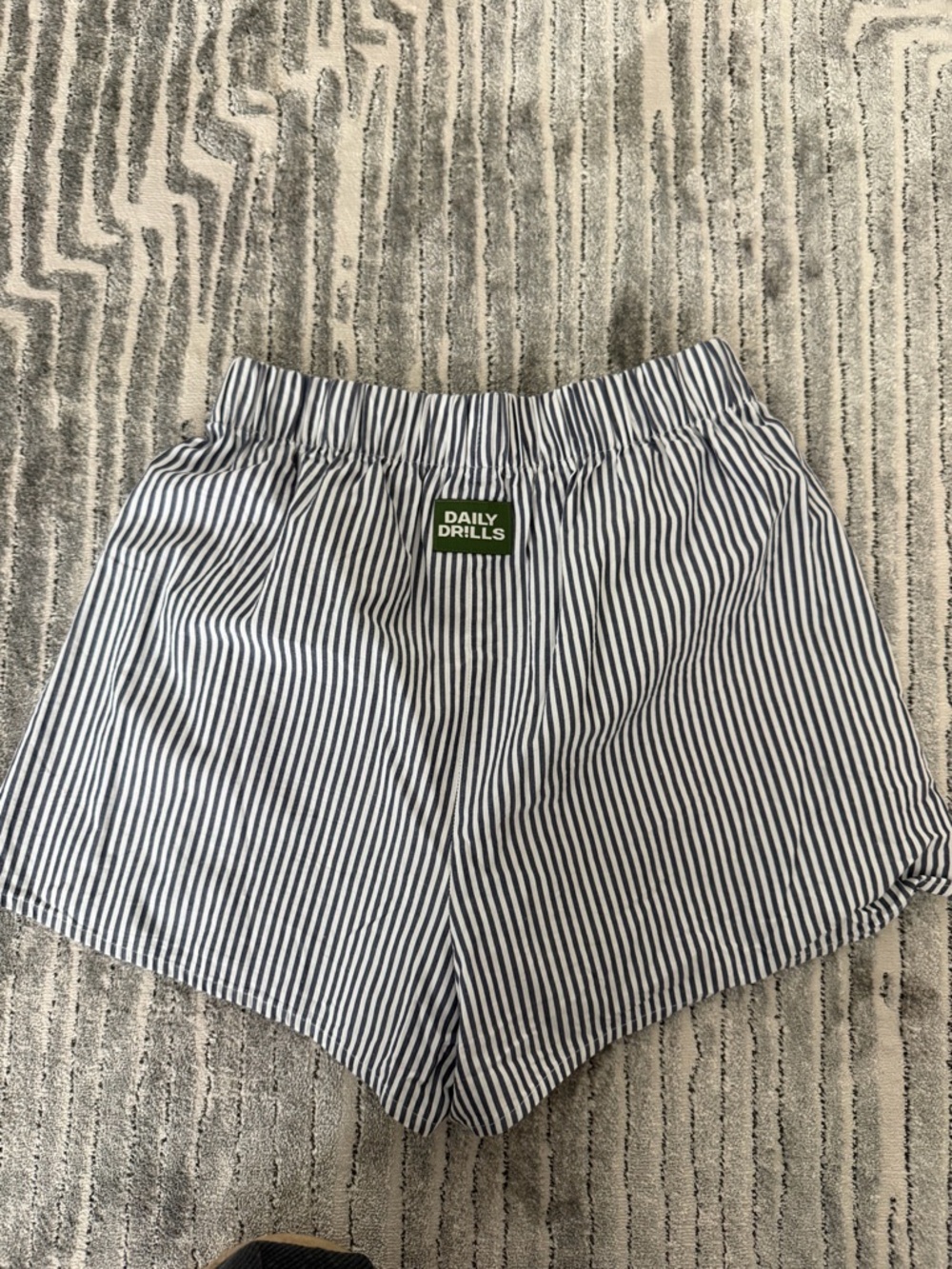 Daily drills navy striped poplin shorts - Picture 2 of 2